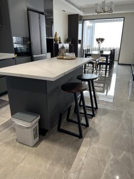 Großhandel B2B Klassisches design Barhocker mit Fußstütze